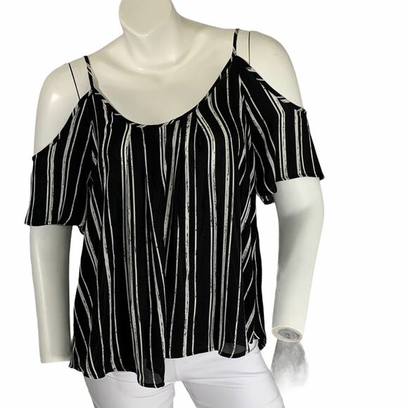 Lush Med black striped off shoulder tank top - Picture 1 of 4
